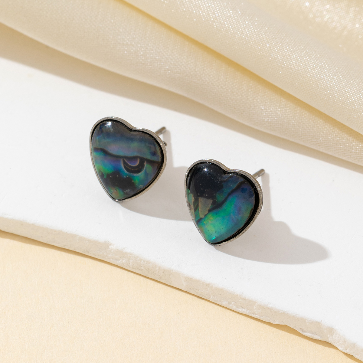 Jewelry Making Place - 2pcsNatural Shell Blue Purple Heart Shape